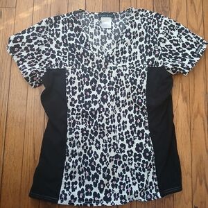 Cherokee - Women's Floral Nurse Medical Uniform Small Scrub Top